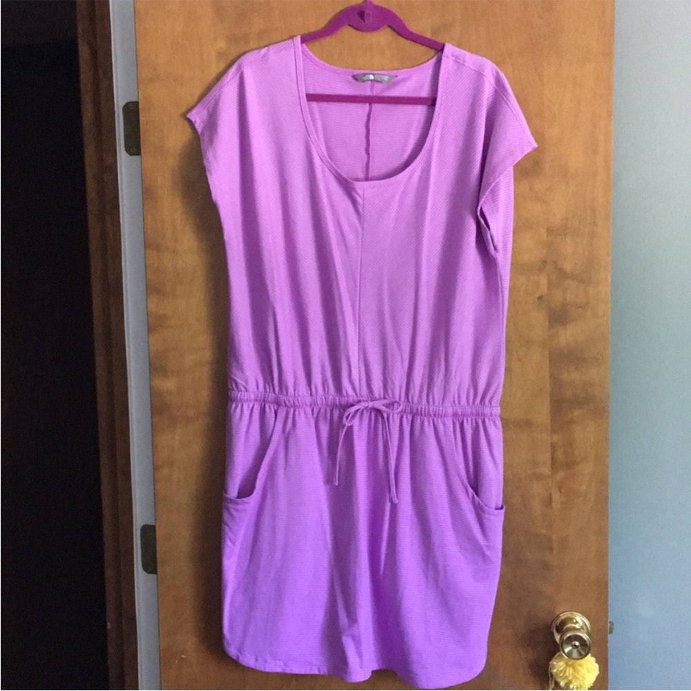 North Face Pink xl dress with pockets